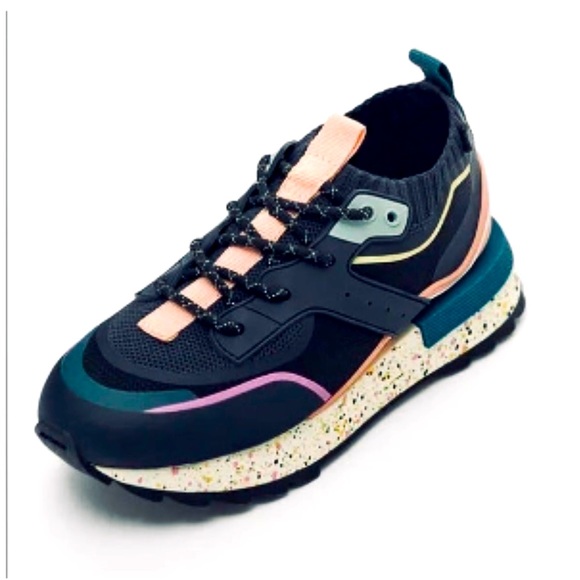 Zara Kids Multi-Pieced Sock style Sneakers. EU32. US1 - Picture 2 of 9